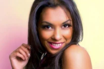 Nữ hoàng sắc đẹp bị cưỡng hiếp mỗi ngày đến có con 