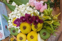 Mẹt hoa ngũ sắc, 'hương cổ tích' dâng cúng Rằm tháng Bảy