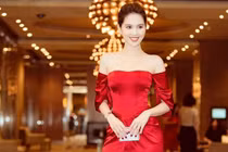 Ngọc Trinh diện váy đỏ chót khoe thân hình nuột không tỳ vết