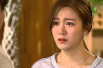 Mỗi lần chồng tôi về thăm nhà, cô hàng xóm lại ... trúng gió