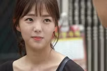 Đi ăn tân gia, vợ đưa tiền kèm lời dặn khiến tôi tự chui vào xó