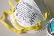 Sự gian dối của các công ty sau chiếc khẩu trang