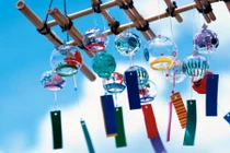 Cách treo chuông gió hợp phong thủy giúp gia đình hút tài lộc