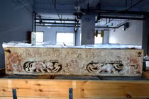 Khám phá mộ cổ cặp đôi 1.400 tuổi nằm giữa kho báu