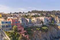 Loạt dinh thự bên vách đá giá hàng triệu USD ở San Francisco