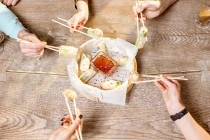 4 thói quen ăn uống khiến bạn vô tình nhiễm Covid-19