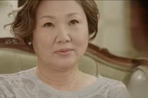 Mẹ chồng đưa quà Tết cho thông gia nhưng "bên trọng bên khinh"