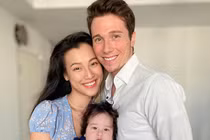 Cuộc sống của vợ chồng MC Hoàng Oanh ở Singapore