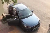 Chồng thuê ôtô chở bồ: Quan hệ xong gửi ảnh trêu vợ