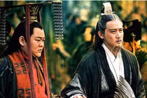 Gia Cát Lượng vừa qua đời, Lưu Thiện liền sai người đi kiểm tra tài sản