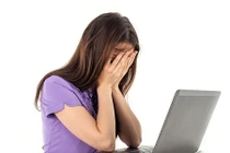 Lắp camera trong nhà vệ sinh, tôi chứng kiến cảnh tượng kinh hoàng