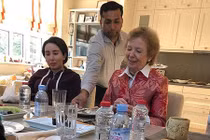 Công chúa Dubai từng mất 7 năm trốn khỏi "nhà tù dát vàng" giờ ra sao?