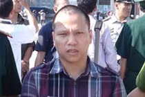 "Năm thê bảy thiếp" xin được... trốn nã cùng "đại bàng"