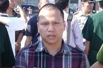 "Năm thê bảy thiếp" xin được... trốn nã cùng "đại bàng"