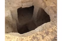 Tìm thấy 800 ngôi mộ Ai Cập 4.000 năm ở "thành phố của người chết"