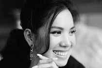 Đời tư kín tiếng của Á hậu Hoàng Oanh bên chồng giỏi, con xinh