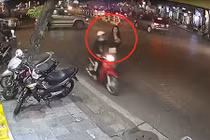 Video: Tận thấy những màn cướp giật điện thoại "nhanh như chớp"