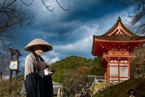 Đời người chỉ sống một lần, đau đớn cứ từ bỏ, mệt mỏi hãy nghỉ ngơi