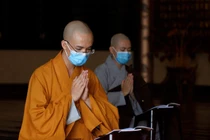 Phạm lỗi, sám hối thế nào?