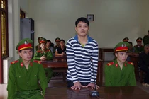 Dùng gạch đánh người tình tử vong vì bị từ chối "quan hệ"