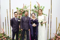 Vbiz chuẩn bị chào đón 3 đám cưới hoành tráng của sao Việt