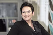 Sản phụ quan hệ tình dục trên giường bệnh sau 2 tiếng sinh con