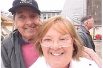 Cặp vợ chồng quyết định tái hôn sau 20 năm vì lý do bất ngờ