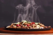 5 chất gây ung thư người Việt vẫn ăn mỗi ngày