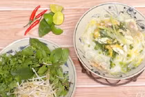 Video: Tự nấu phở gà tưởng không dễ mà dễ không tưởng