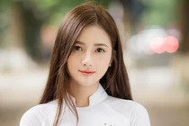 Nữ sinh được mệnh danh thiên thần đồng phục sở hữu nhan sắc đỉnh cao