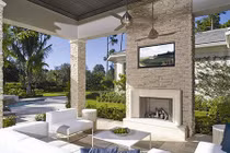 Mát lạnh “tường tranh vách đá” ngày hè