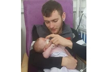 Tưởng chị bị cảm lạnh, bé gái 6 tuần tuổi suýt chết vì ngạt thở