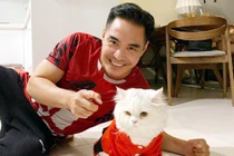 Diễn viên Trung Dũng U50: Sống một mình bình yên bên chú mèo nhỏ