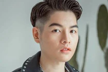 Video: Đức Phúc tái hiện màn chặt chém đỉnh cao của “Nguyệt Thảo Mai“