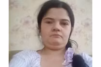 Con gái rơi từ tầng 5 xuống đất, mẹ hành động "sốc"