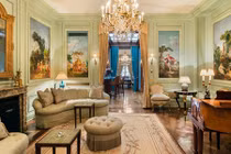 Nhà đẹp lộng lẫy vẫn "ế sưng" 15 năm không ai dòm ngó