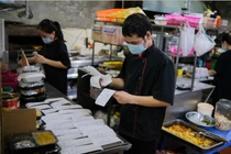 Quán ăn đêm bán 800 đơn/ngày mùa Euro