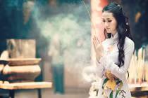 Làm được những điều Phật dạy này là tích phúc đức cho con cái