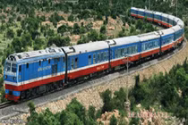 Cha đẻ tàu hoả là ai, vì sao lại rải đá dọc đường tàu?