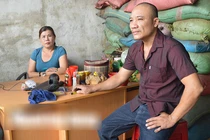 Chủ cơ sở cà phê nhuộm than pin: Nếu uống, người chết hàng loạt!