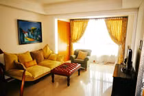 Nội thất giản dị trong căn hộ đắt giá của tài tử Johnny Trí Nguyễn