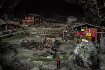 Tộc người sống trong hang cuối cùng ở Trung Quốc