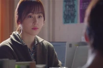 Chồng chết sững vì nhìn thấy vật này trên bàn làm việc