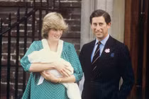 Công nương Diana bị chứng ốm nghén hành hạ khi mang thai hoàng tử William