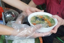 Chủ quán bún cô Thiêm nói gì khi bị tố nước dùng mất vệ sinh