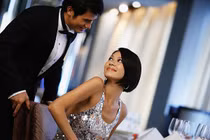 Lấy tiền bao gái, chồng làm điều này để qua mắt vợ