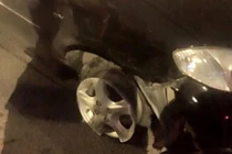 Hàng chục người truy đuổi "xe điên" gây tai nạn