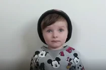 Video: Cậu bé phản ứng siêu đáng yêu khi mẹ thông báo hết kẹo