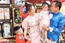 Lấy chồng đại gia, ca sĩ Vy Oanh giàu có cỡ nào?