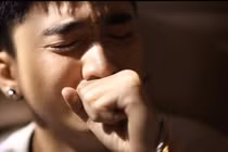 Sau khi ăn hỏi mới phát hiện vợ sắp cưới đã có con riêng